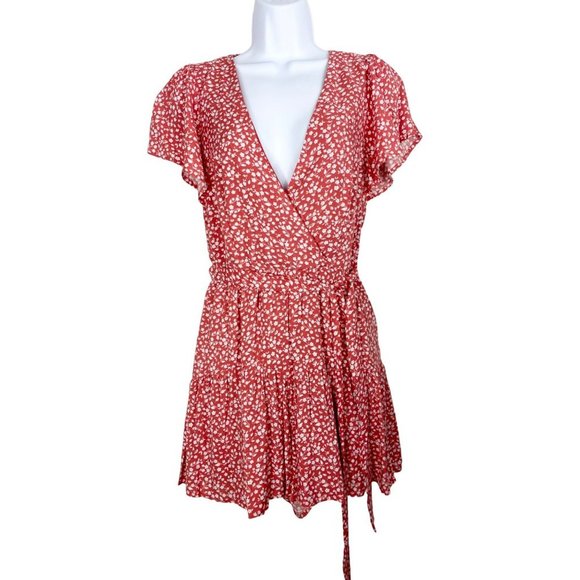 BLUE Rain Ditzy Floral Belted Waist Flutter Sleeve Romper in Coral Size Small - Picture 3 of 10